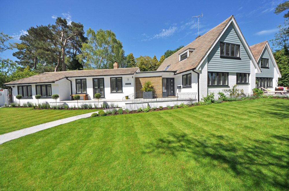 Well-kept residential home of the type Patterson and Sons Construction remodels in Bakersfield